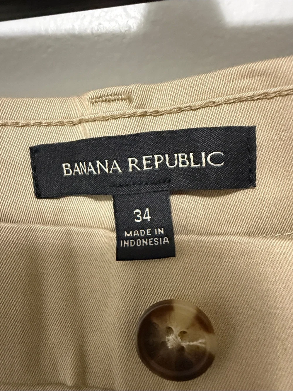 Banana Republic Men’s Flat Front Shorts — Light Blue & Khaki